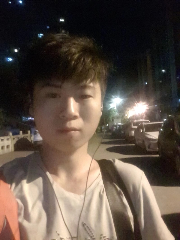 流星的瞬间的第一张照片--仙游相亲网