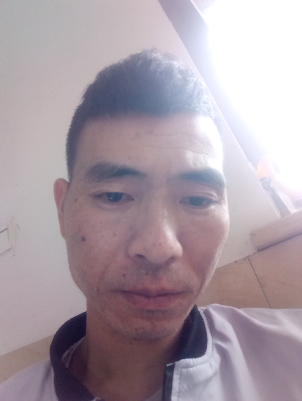 想你的夜的第一张照片--仙游相亲网